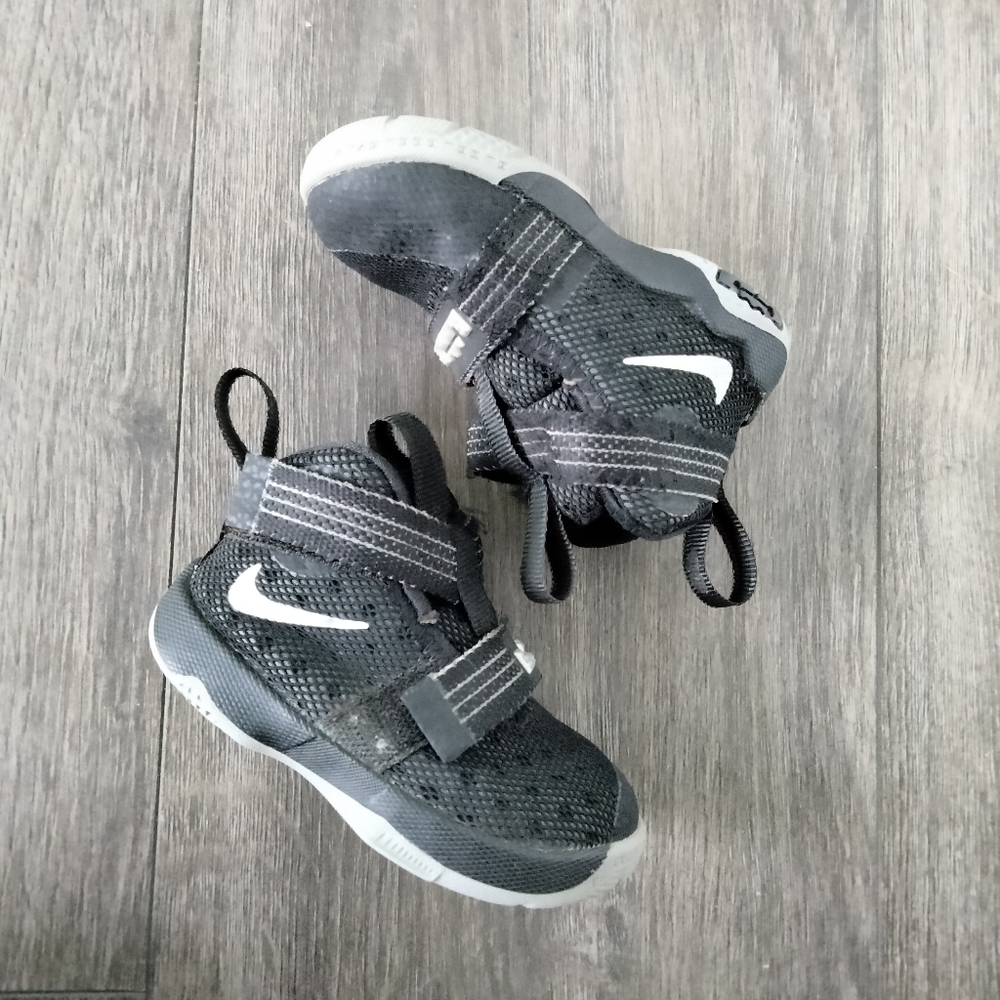 Nike Lebron Soldier 2016 Black Sneakers Crib Baby Kid Size 4C